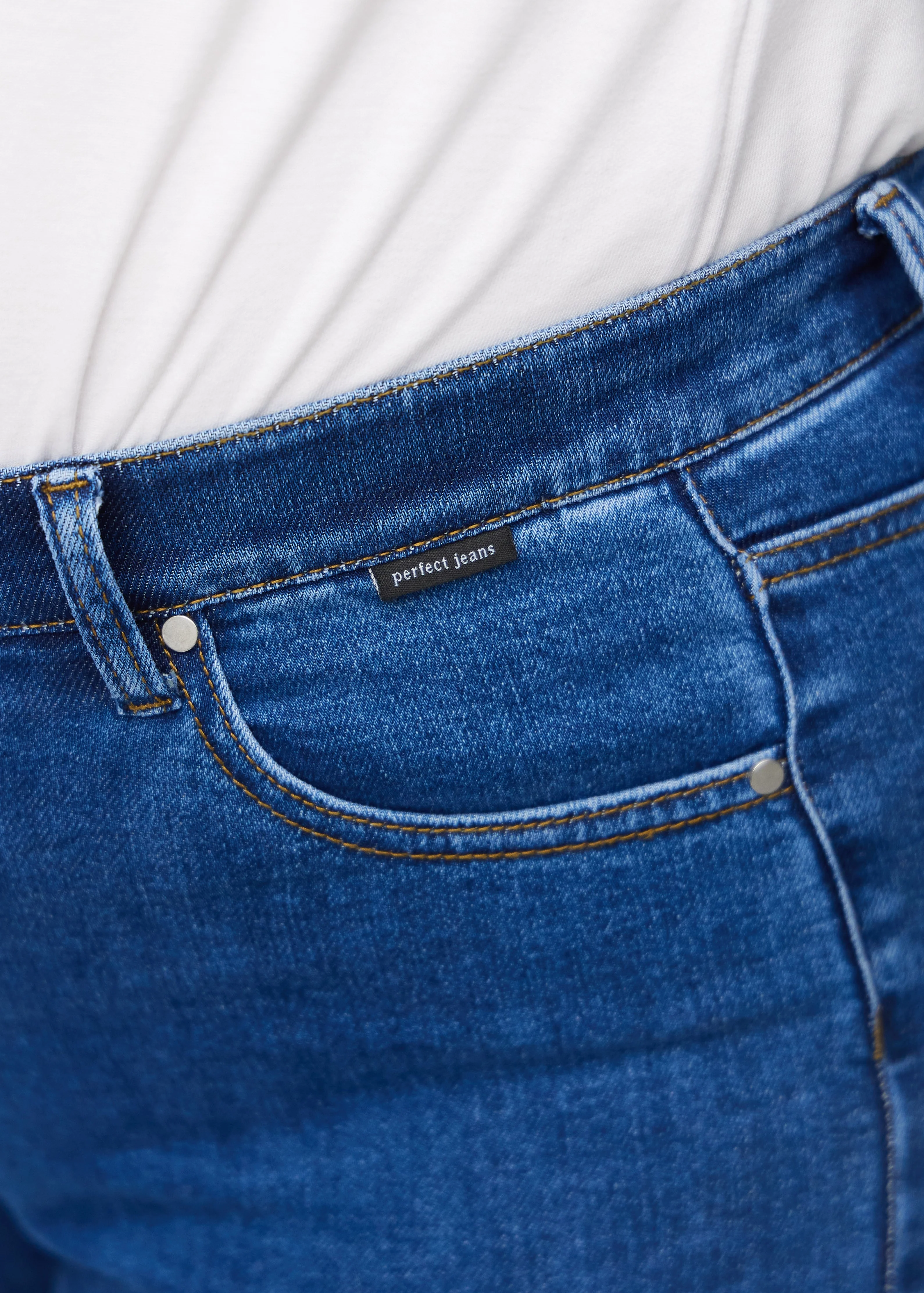 Perfect Jeans - Slim - Oceans™ - Image 16
