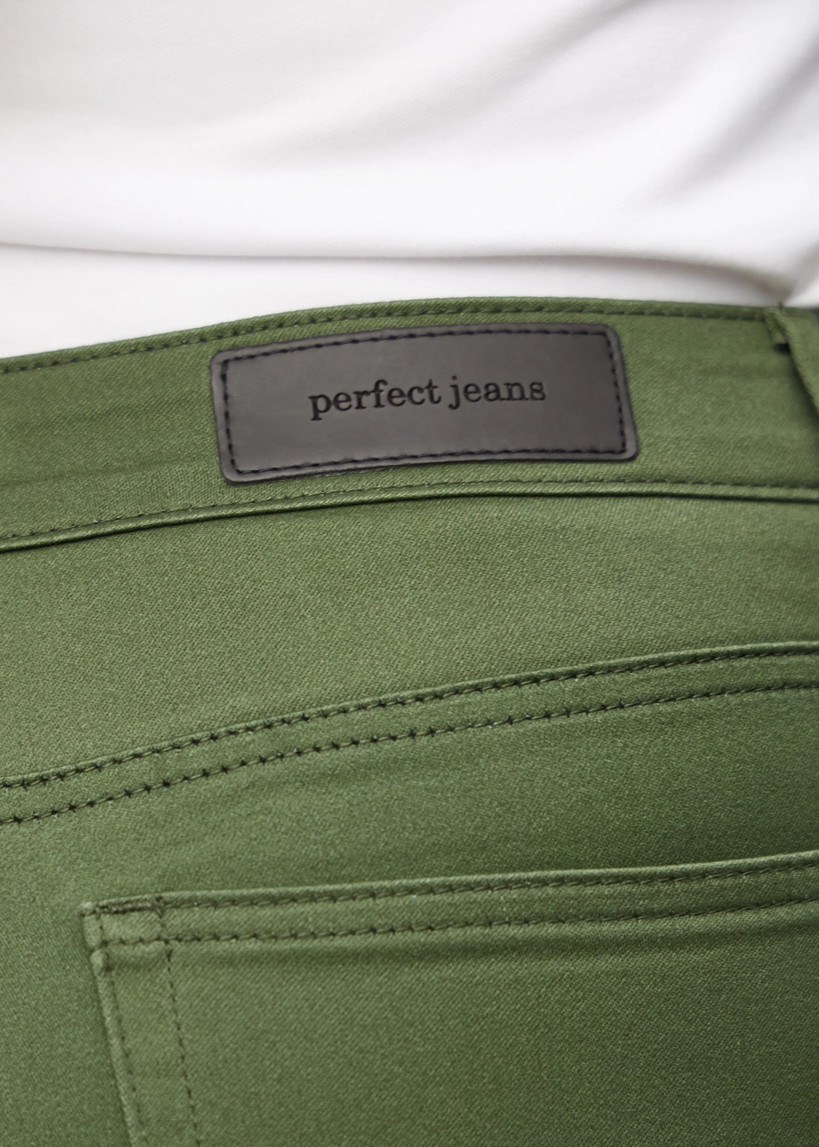 Perfect Jeans - Slim - Renewals™ - Image 17
