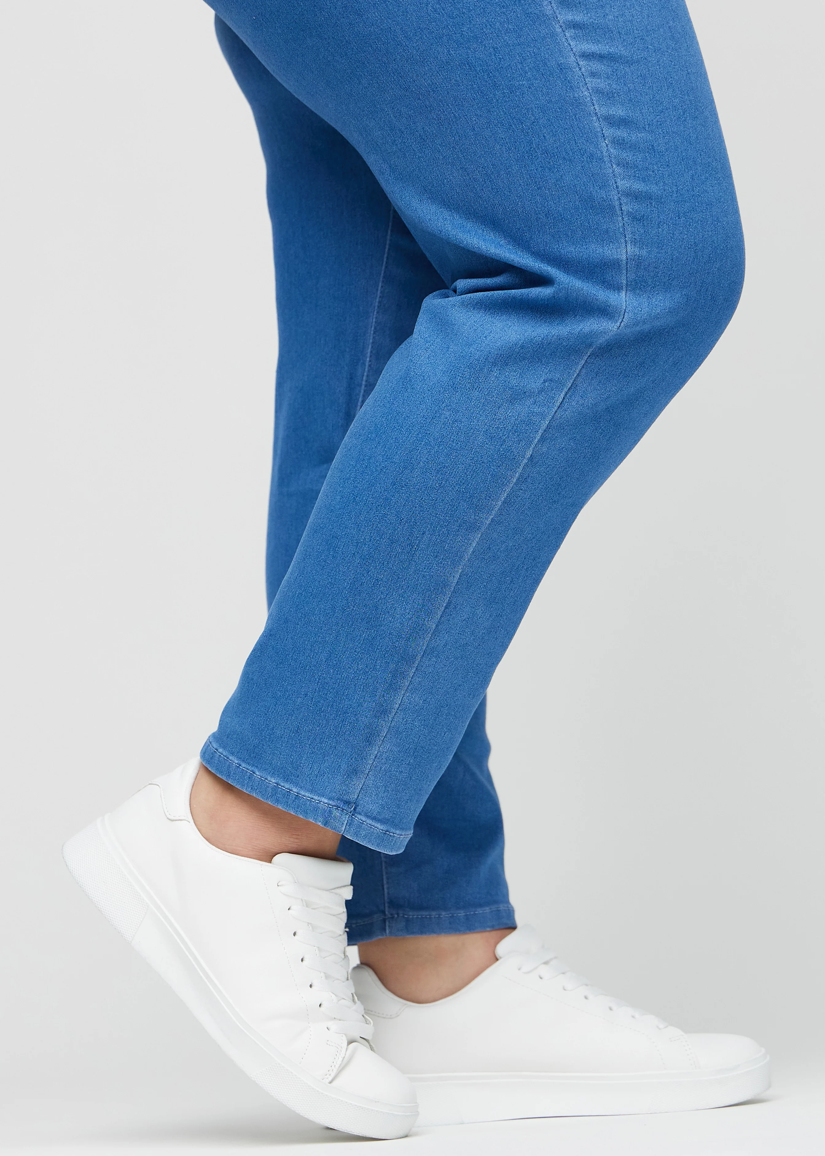 Perfect Jeans - Regular - Geraniums™ - Image 18
