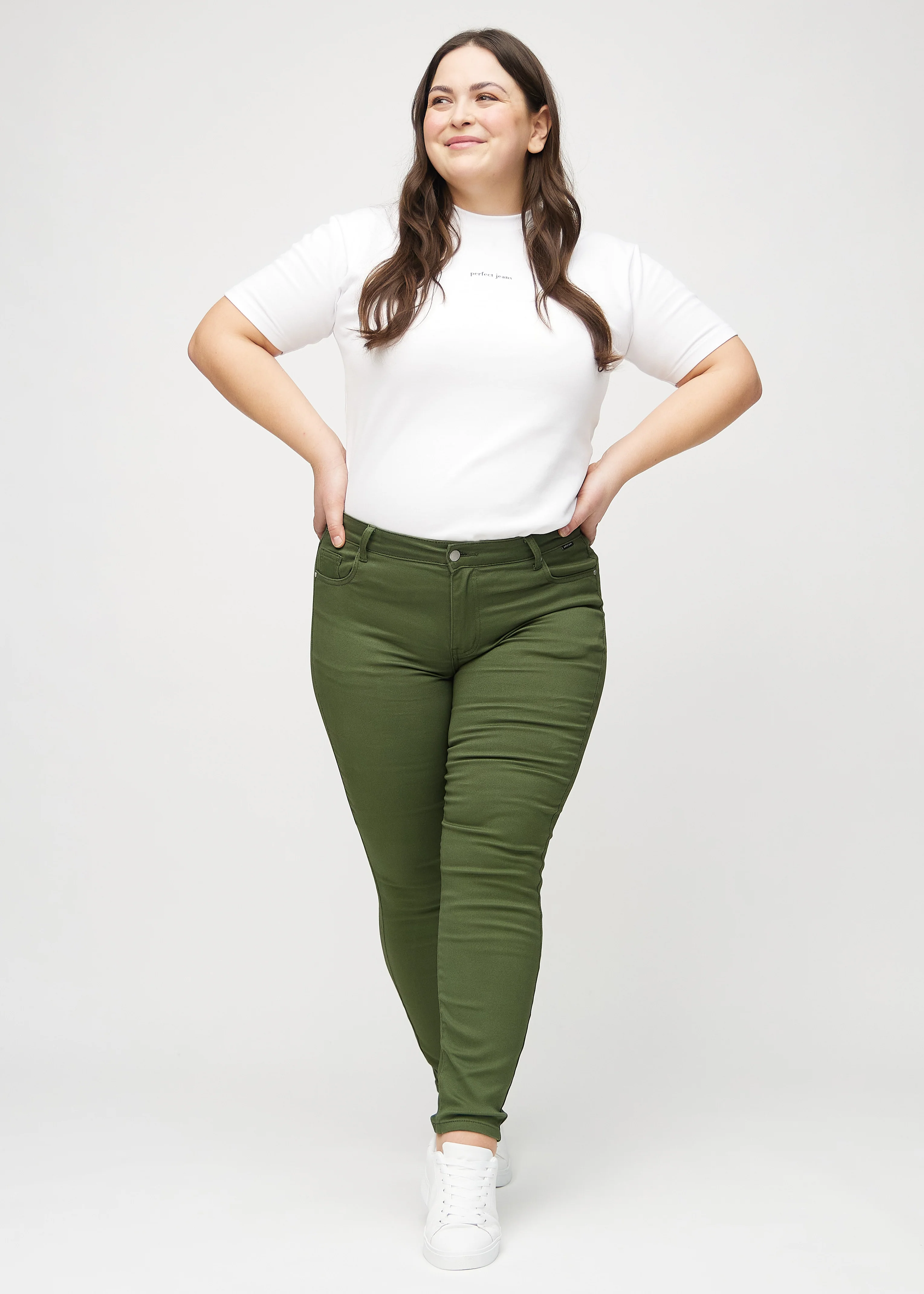 Perfect Jeans - Skinny - Renewals™ - Image 15