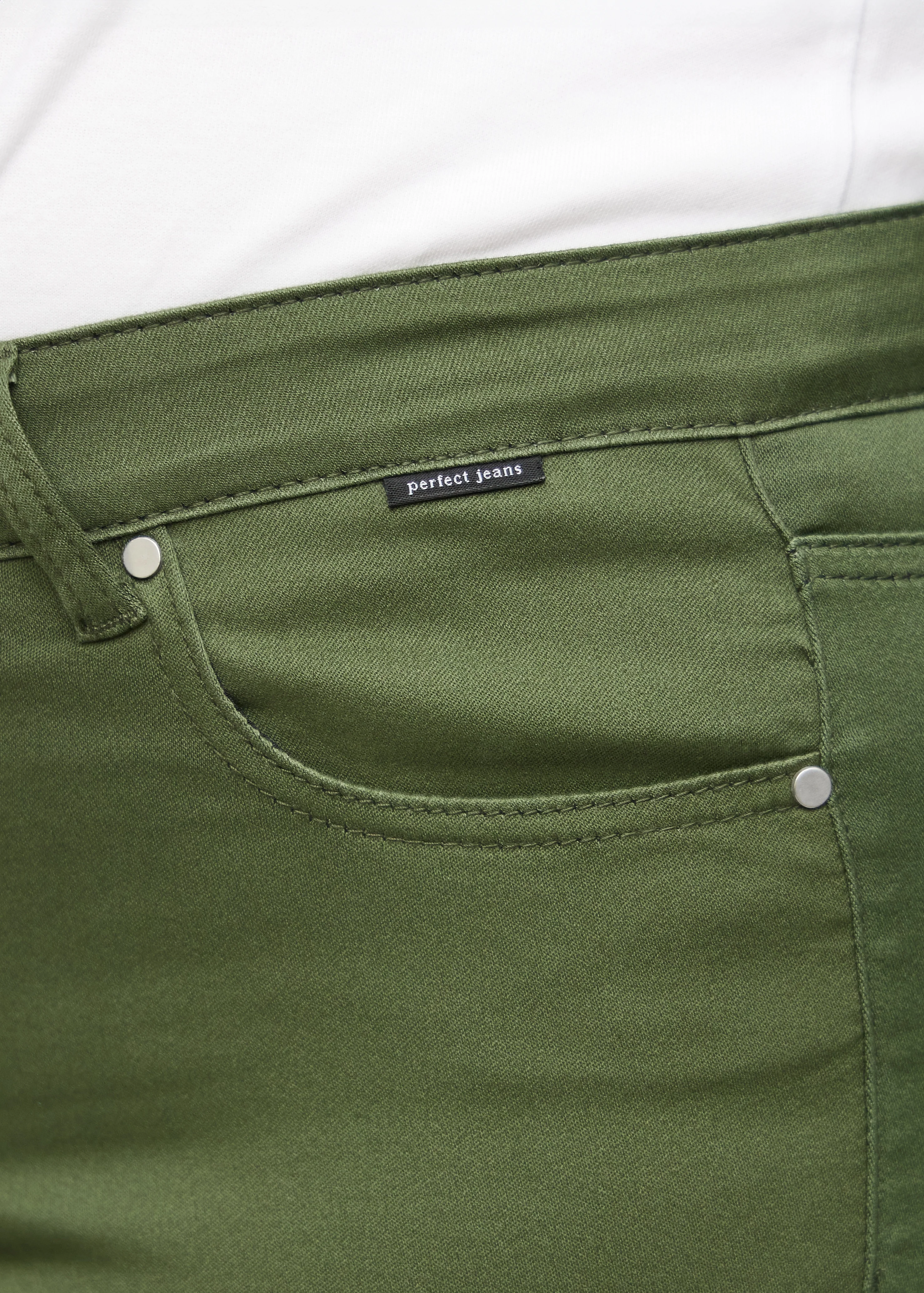 Perfect Jeans - Skinny - Renewals™ - Image 16